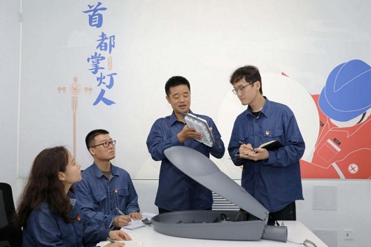 ���»��硿ʱ��������������ϵġ��Ƶ��ˡ�